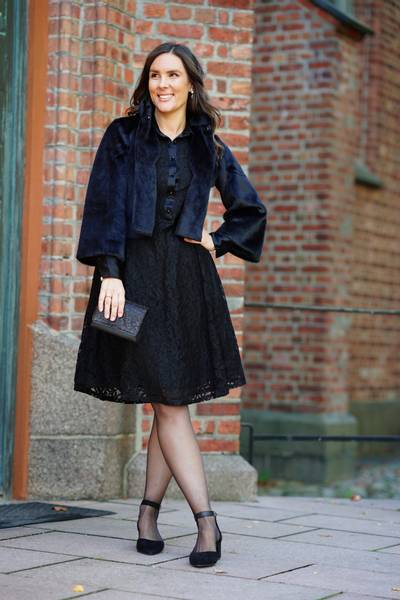 Hovedbilde SHORT JACKET FAKE FUR - BLACK