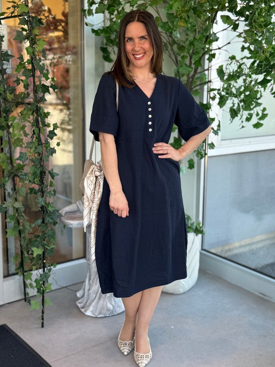 LAVA KJOLE V-HALS - NAVY