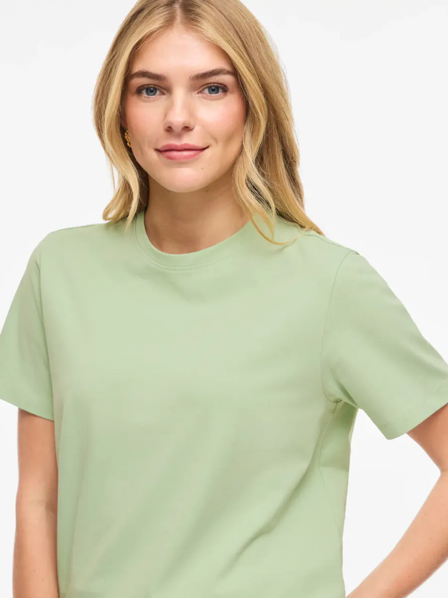 NORA T-SHIRT - LYS GRØNN