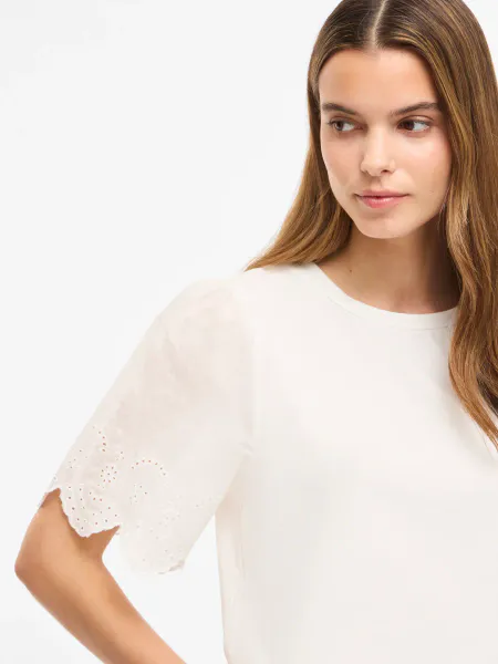 Hovedbilde CELIANA T-SHIRT M/EMBRO ERM - OFFWHITE