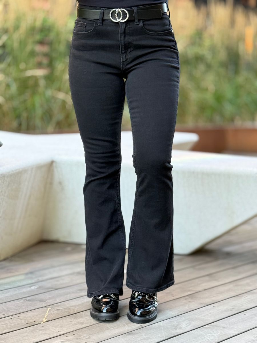 BETTY FLARED JEANS 30