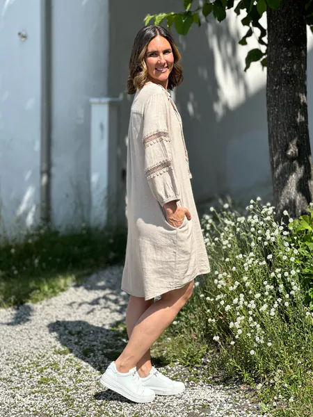 Hovedbilde LALUNA LIN/VISCOSE KJOLE M/EMBRO - SAND