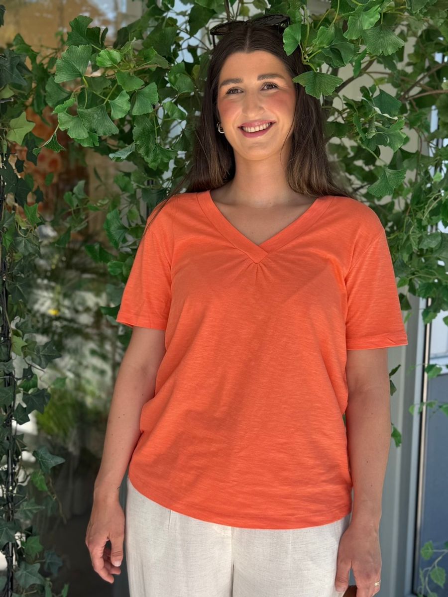 SABINA T-SHIRT V-HALS - ORANGE