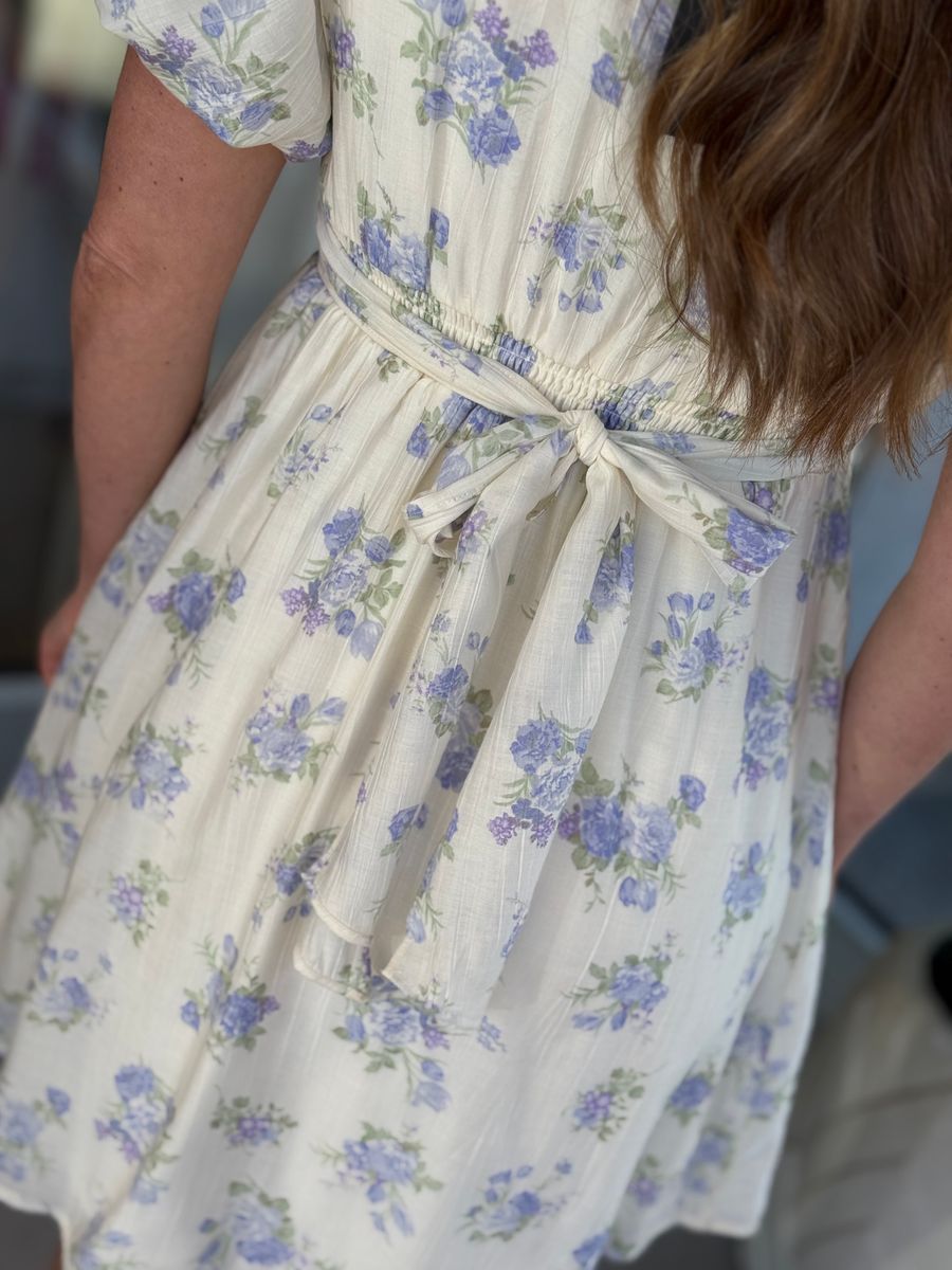 BELLA KJOLE - BLÅ BLOMSTER