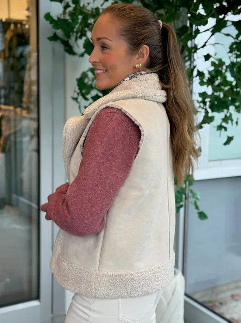 Hovedbilde LAMBY VEST - MOONBEAM