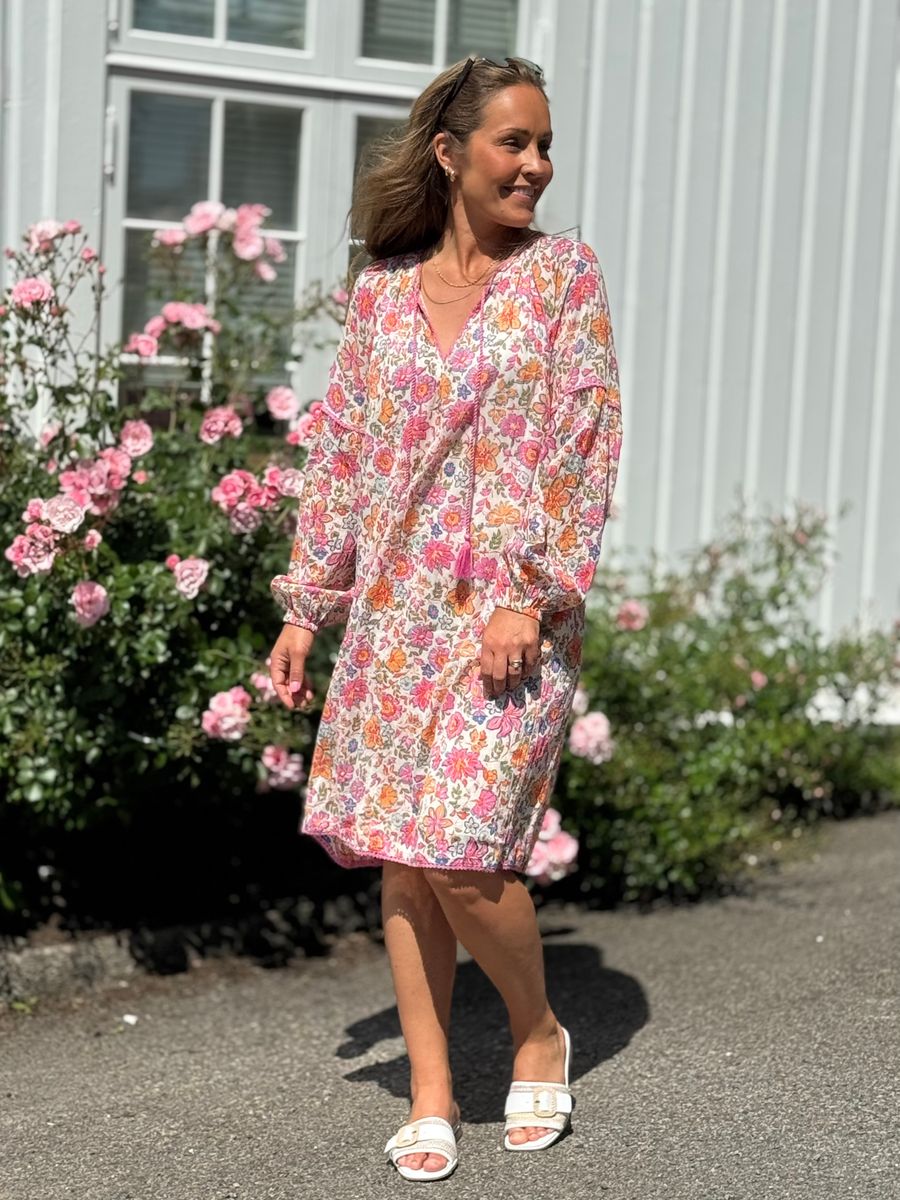 CARIN KJOLE TUTTIFRUTTI - ROSA