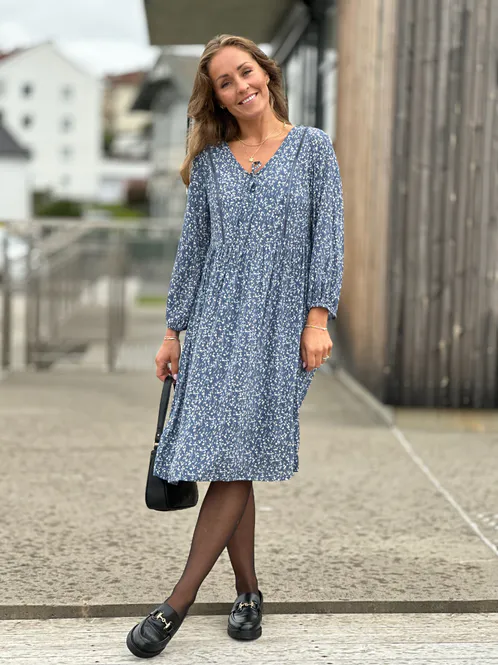 Hovedbilde ADNEY KJOLE - INDIGO BLUE/OFFWHITE