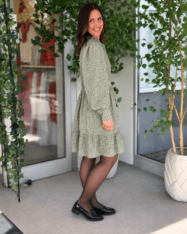 NOELLE KJOLE FLOWERS - GRØNN