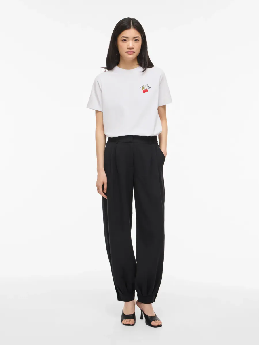 NORA T-SHIRT - HVIT M/CHERRY