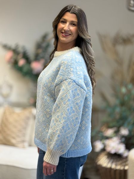 Hovedbilde INGA STRIKKEGENSER - LYSBLÅ MØNSTER