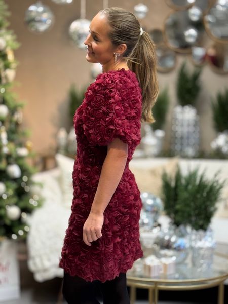 Hovedbilde SILJA FLOWER KJOLE - BURGUNDER