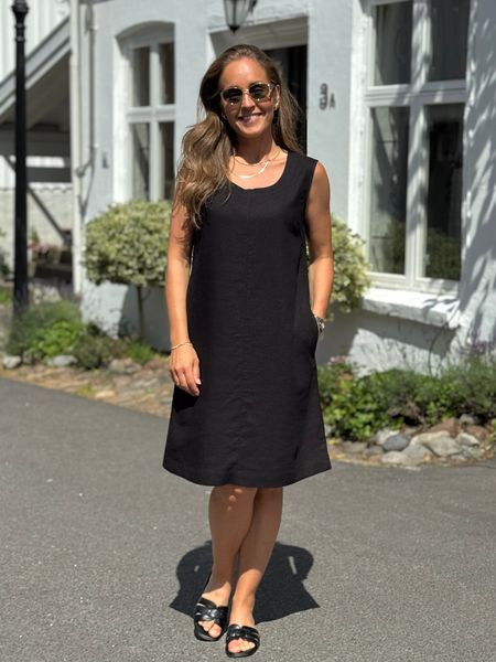 Hovedbilde LAVA LIN/VISCOSE KJOLE U/ERM - SORT