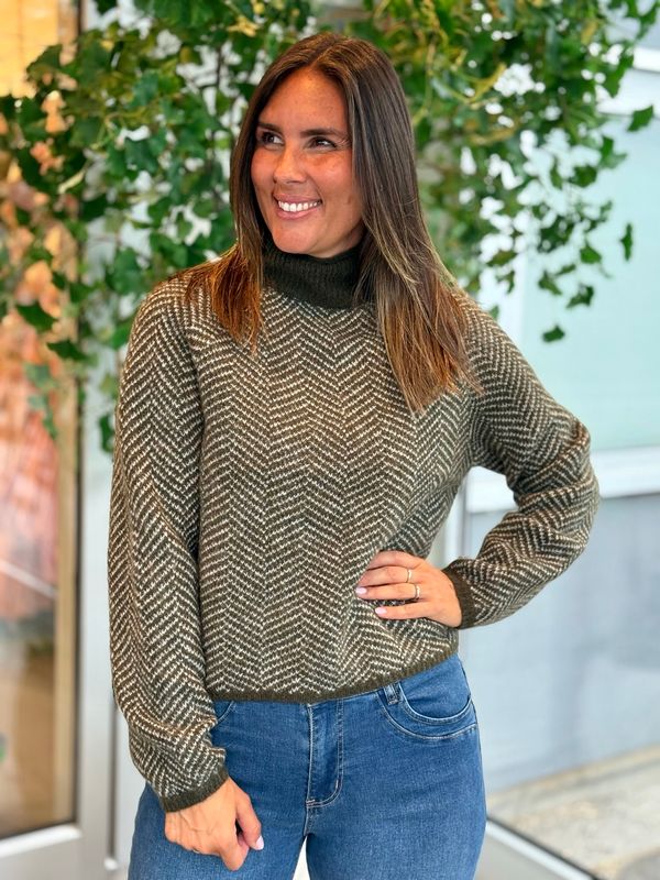 LORY GENSER FISKEBEN - OLIVEN