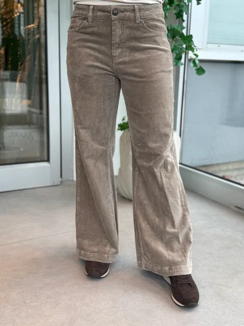 Hovedbilde VEGA CORD BUKSE 76 CM - MULVARP