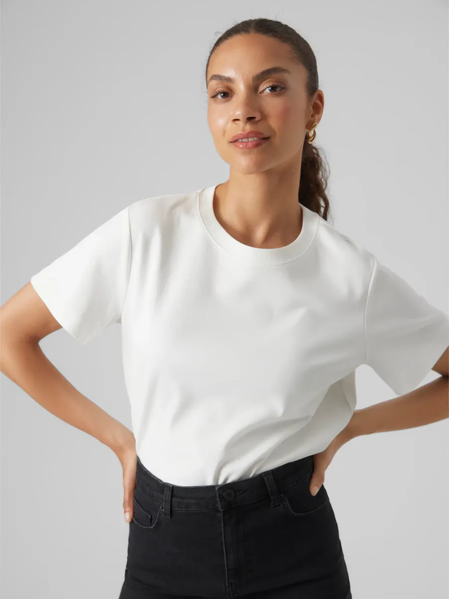 NAIMA T-SHIRT - HVIT