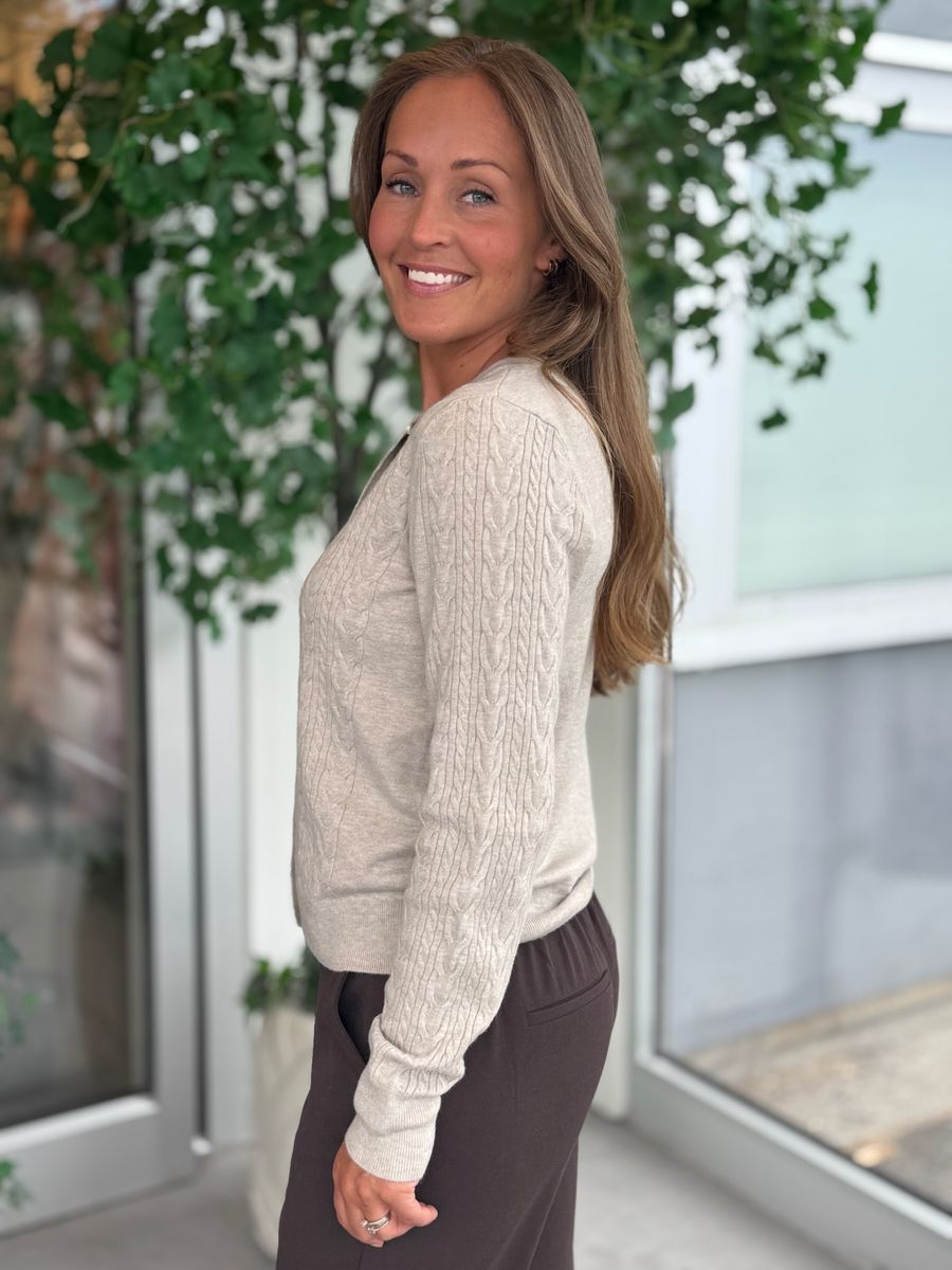 KERRY CABEL KNIT CARDIGAN - SAND