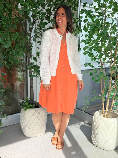 Hovedbilde ALLY ERMLØS KJOLE - ORANGE