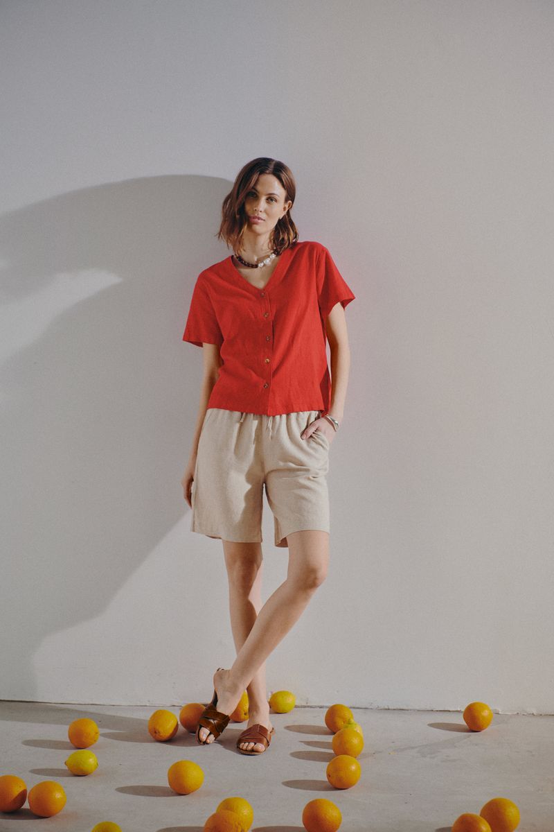 LAVA LIN/VISCOSE BLUSE V-HALS - RØD