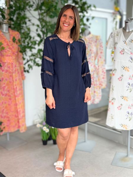 Hovedbilde LALUNA LIN/VISCOSE KJOLE M/EMBRO - NAVY