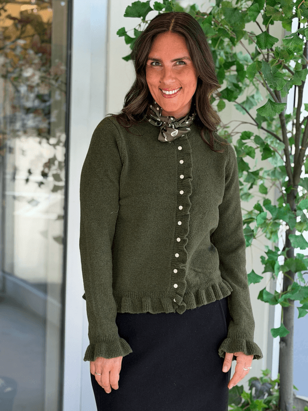 JACIA CARDIGAN M/FRILL - OLIVEN MELERT
