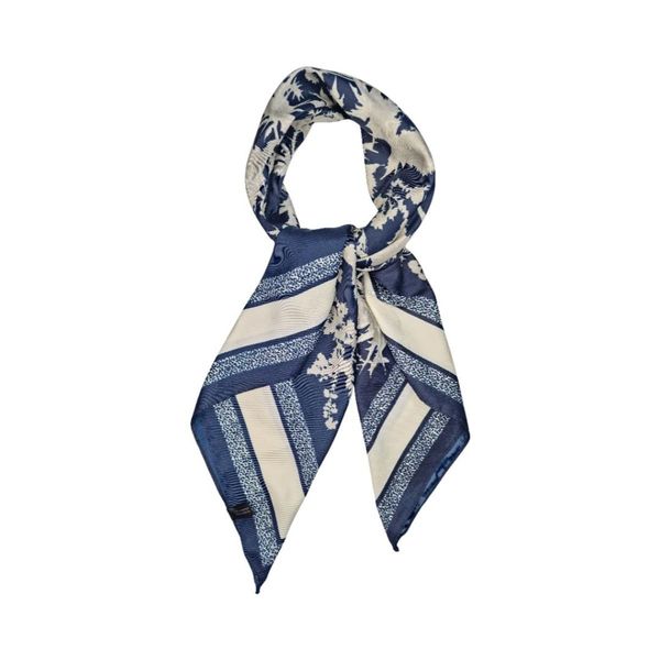 Hovedbilde SKJERF SILKELOOK BLOMSTERPRINT - NAVY