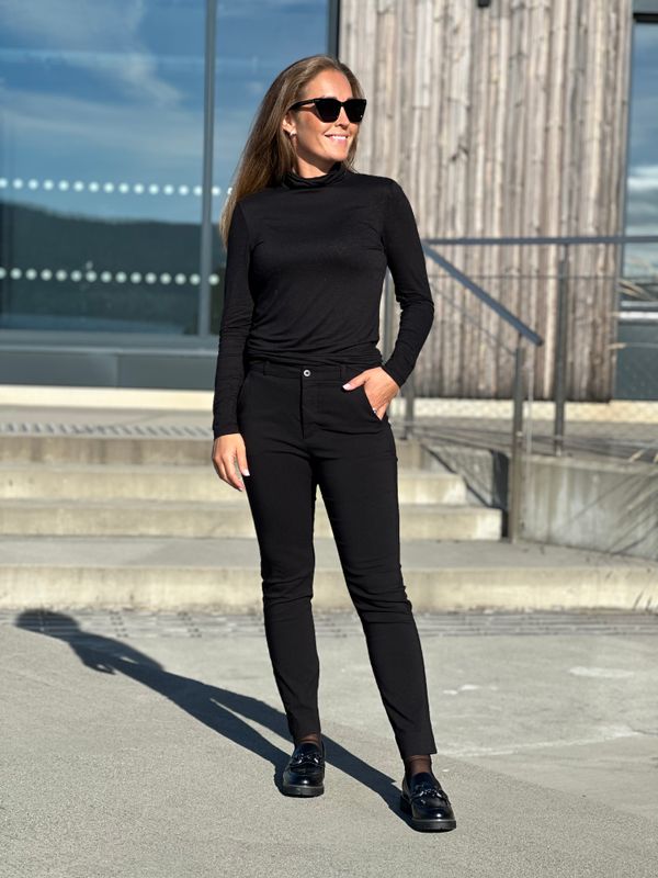 LIANA GENSER POLO - SORT