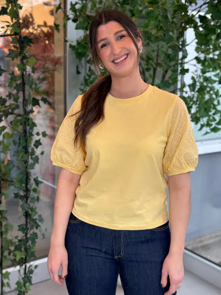 Hovedbilde JANNI T-SHIRT - LYS GUL