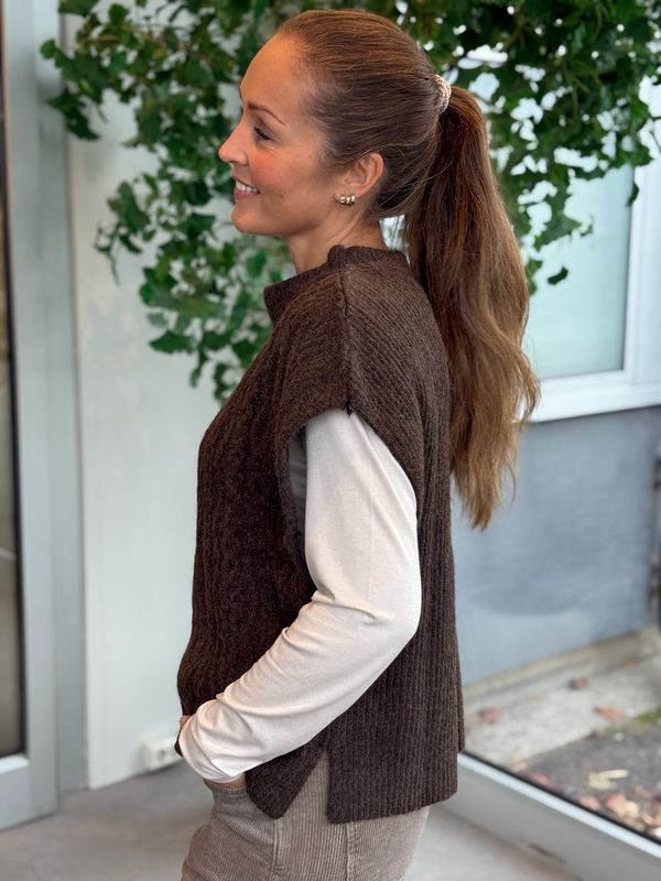 NOSIE VEST - BRUN MELERT