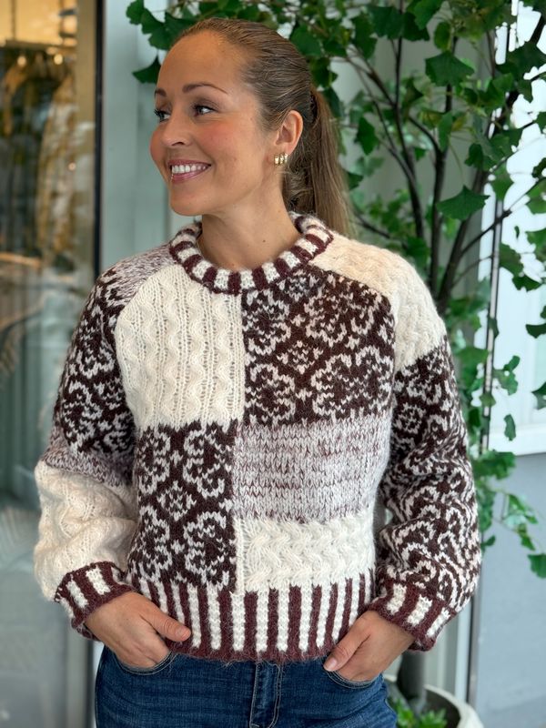 FUSION KNIT GENSER - CREAM - BRUN / PLOMME