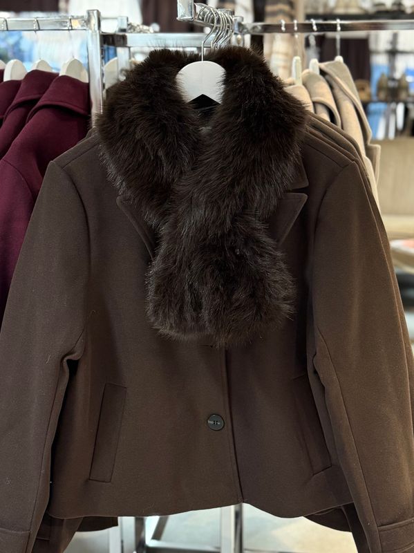 FAKE FUR SKJERF - BRUN