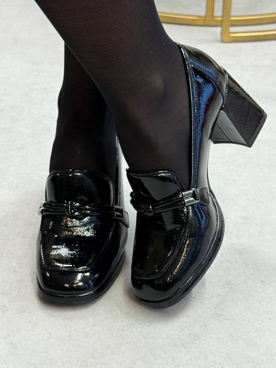 MOKASIN M/BLOKHÆL - SORT PATENT