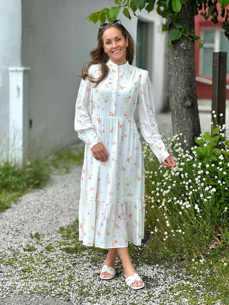 Hovedbilde NORD KJOLE BLOMSTER - OFFWHITE 