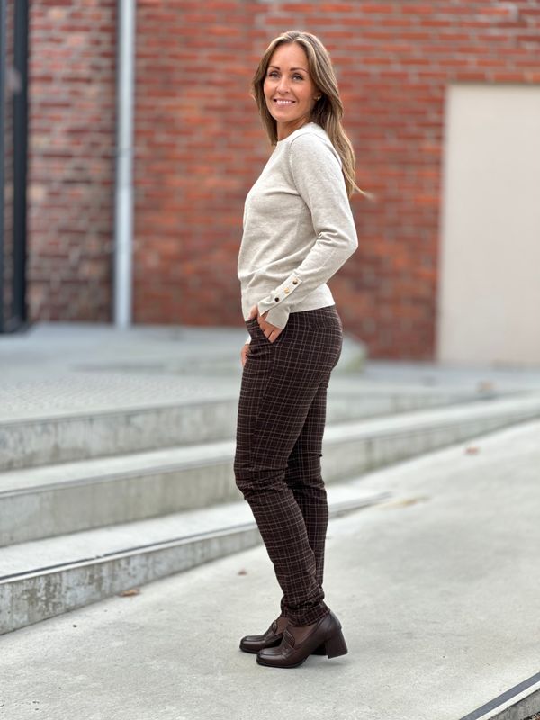KATIE GENSER M/RUND HALS - MOONBEAM MELERT