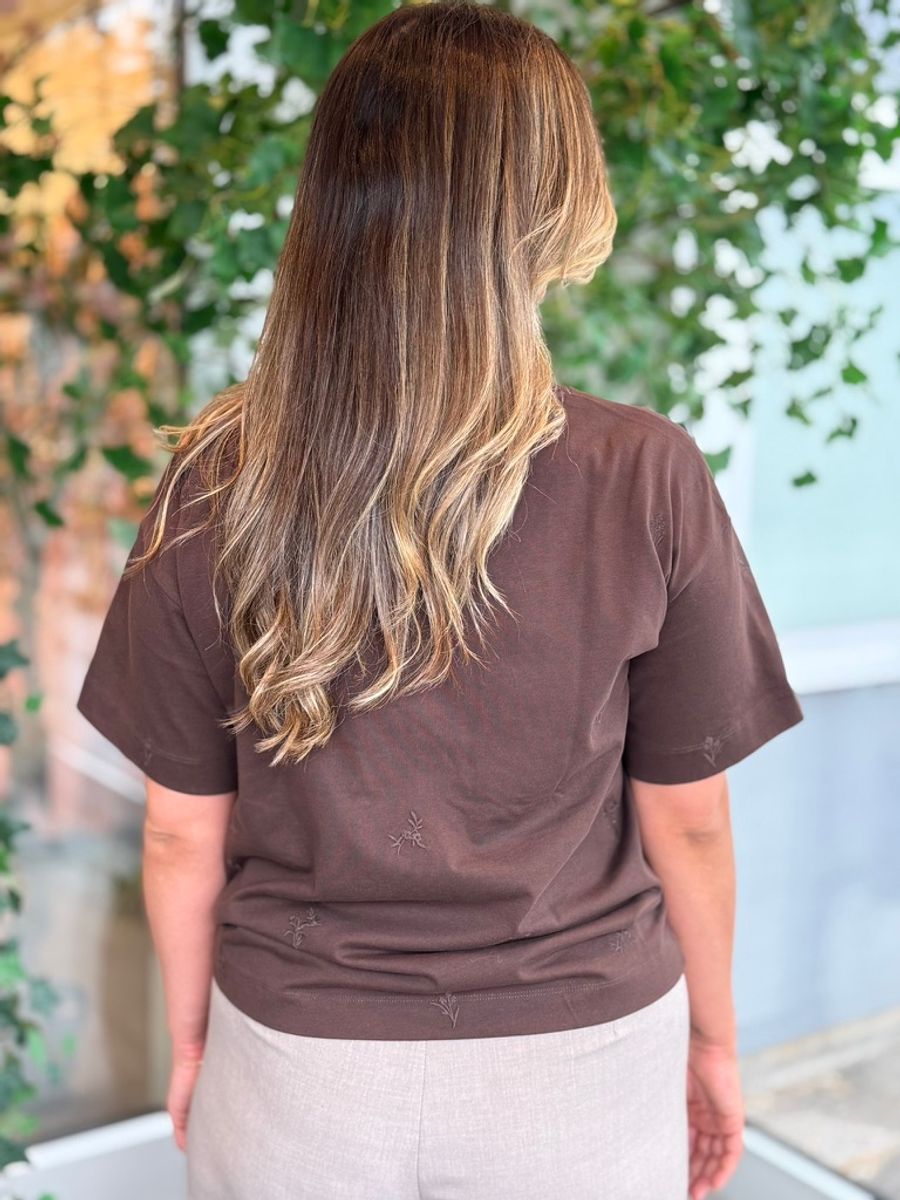 MONIE T-SHIRT M/BRODERT BLOMSTER - BRUN 
